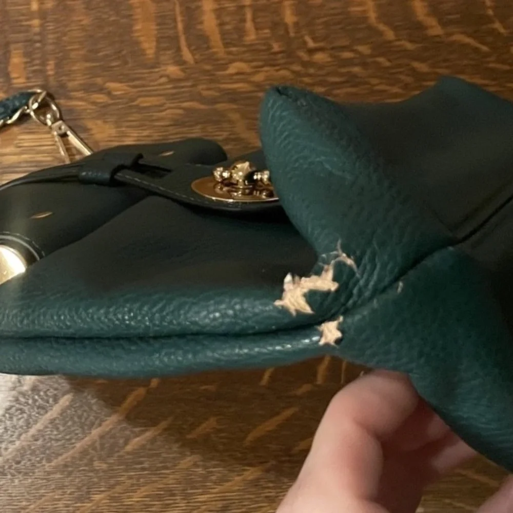 Vintage Crossbody Forest Green Leather Bag - Picture 5 of 8